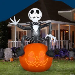 10 Ft. Blow-Up Inflatable Lightshow Nightmare Before Christmas Jack Skellington With Built-In LED Lights Outdoor Yard Decoration -Halloween Decoration Series 10 ft blow up inflatable lightshow nightmare before christmas jack skellington with built in led lights outdoor yard decorationss220123g a02
