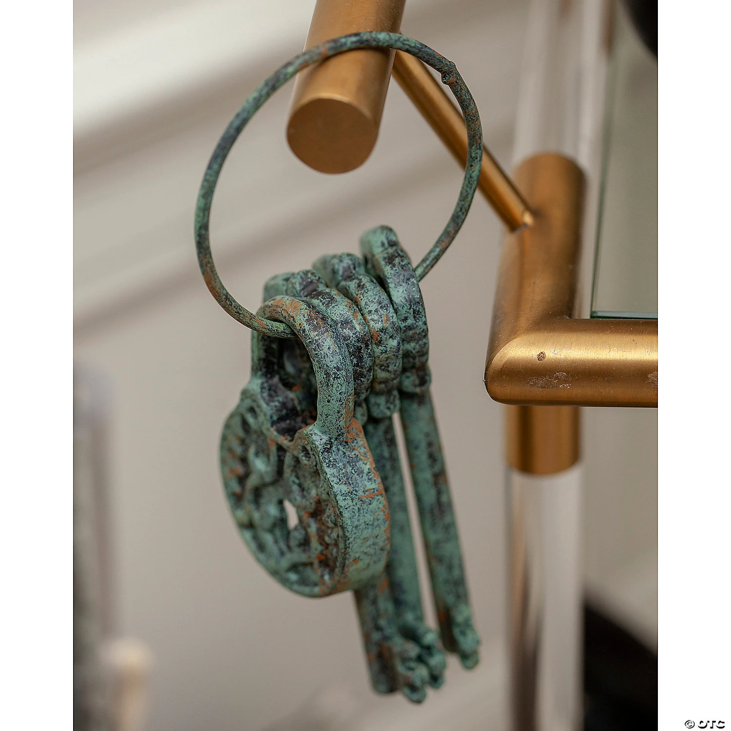 Black Antique Key Ring Decoration 4 Black Antique Key Ring Decoration - Image 2